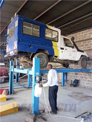 Kína bíll hoist birgja.jpg China car hoist suppliers.jpg