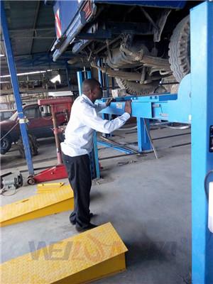 Kína bíll lyfta birgja.jpg China car lift suppliers.jpg