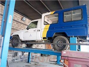 kenya bíll lítill birgja.jpg kenya car liter suppliers.jpg